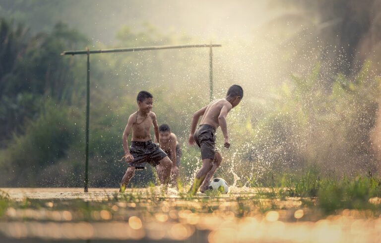 Training in the Heat : Top Tips for Beating the Hot Weather - training in heat