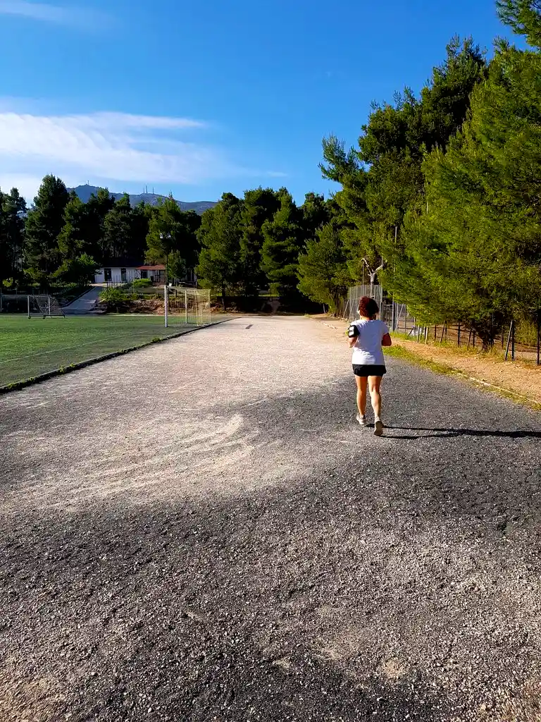 A Beginner’s Year-Long Guide to Achieving Running Goals